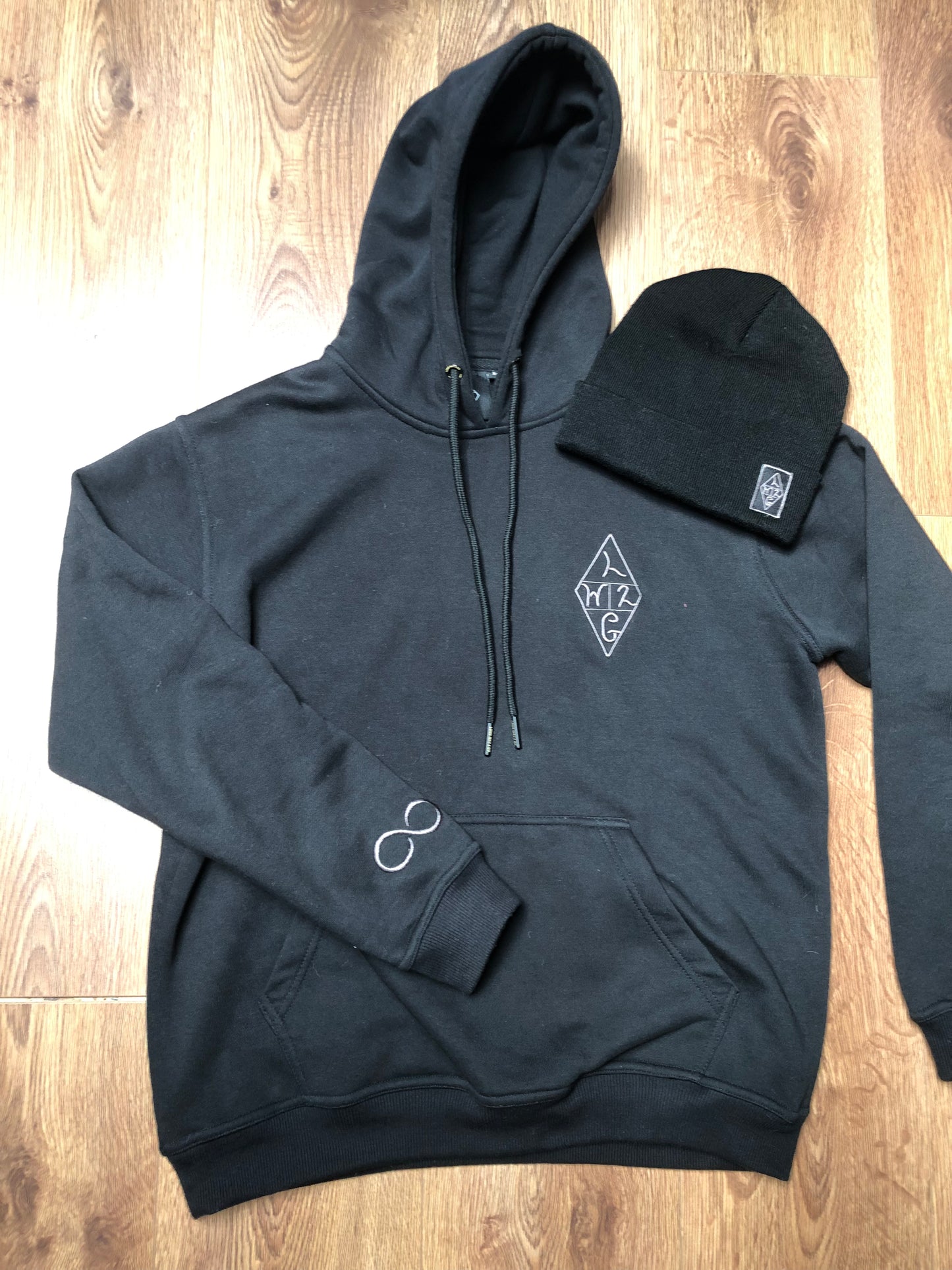 LW2G Hoodie