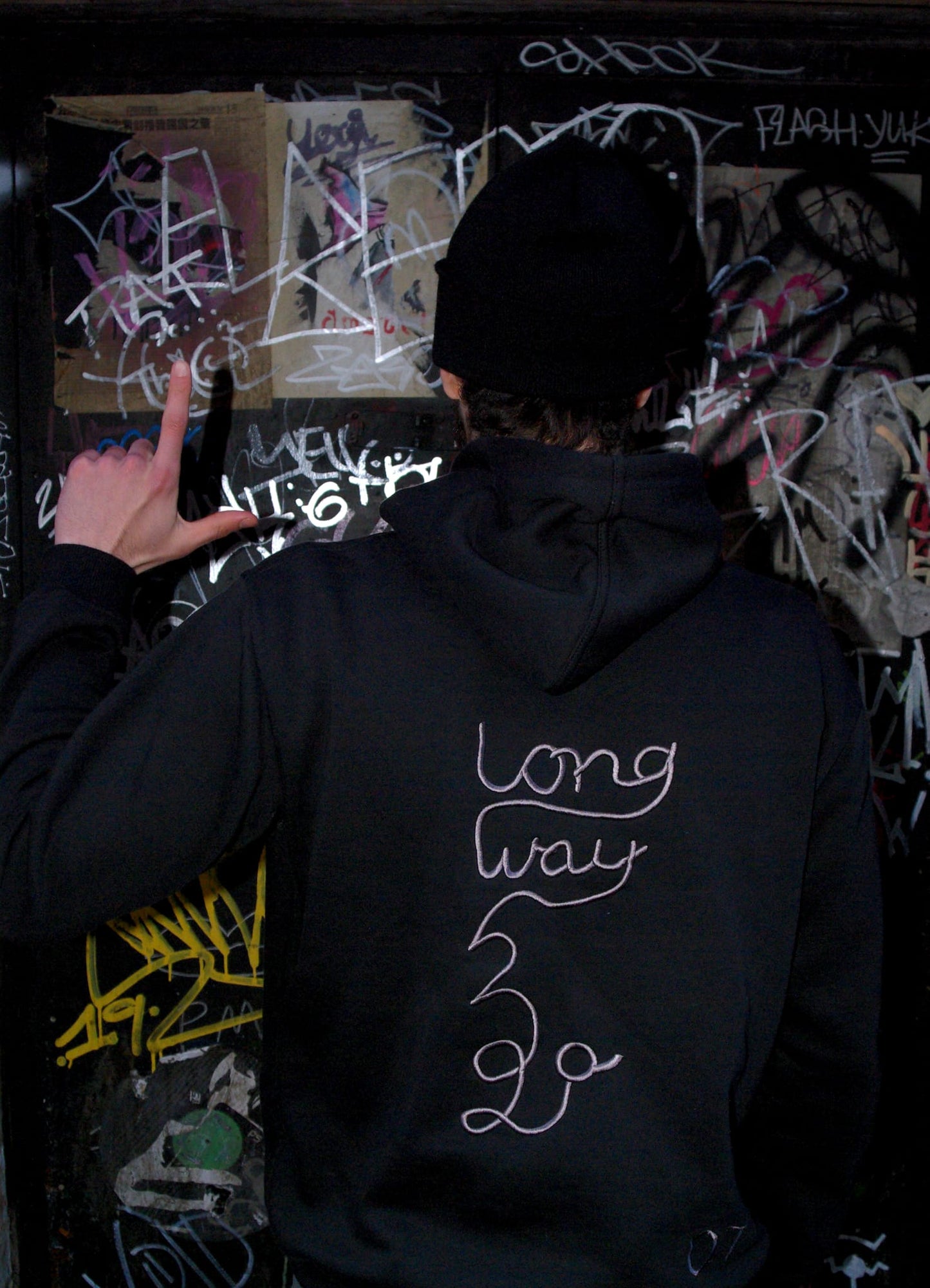 LW2G Hoodie